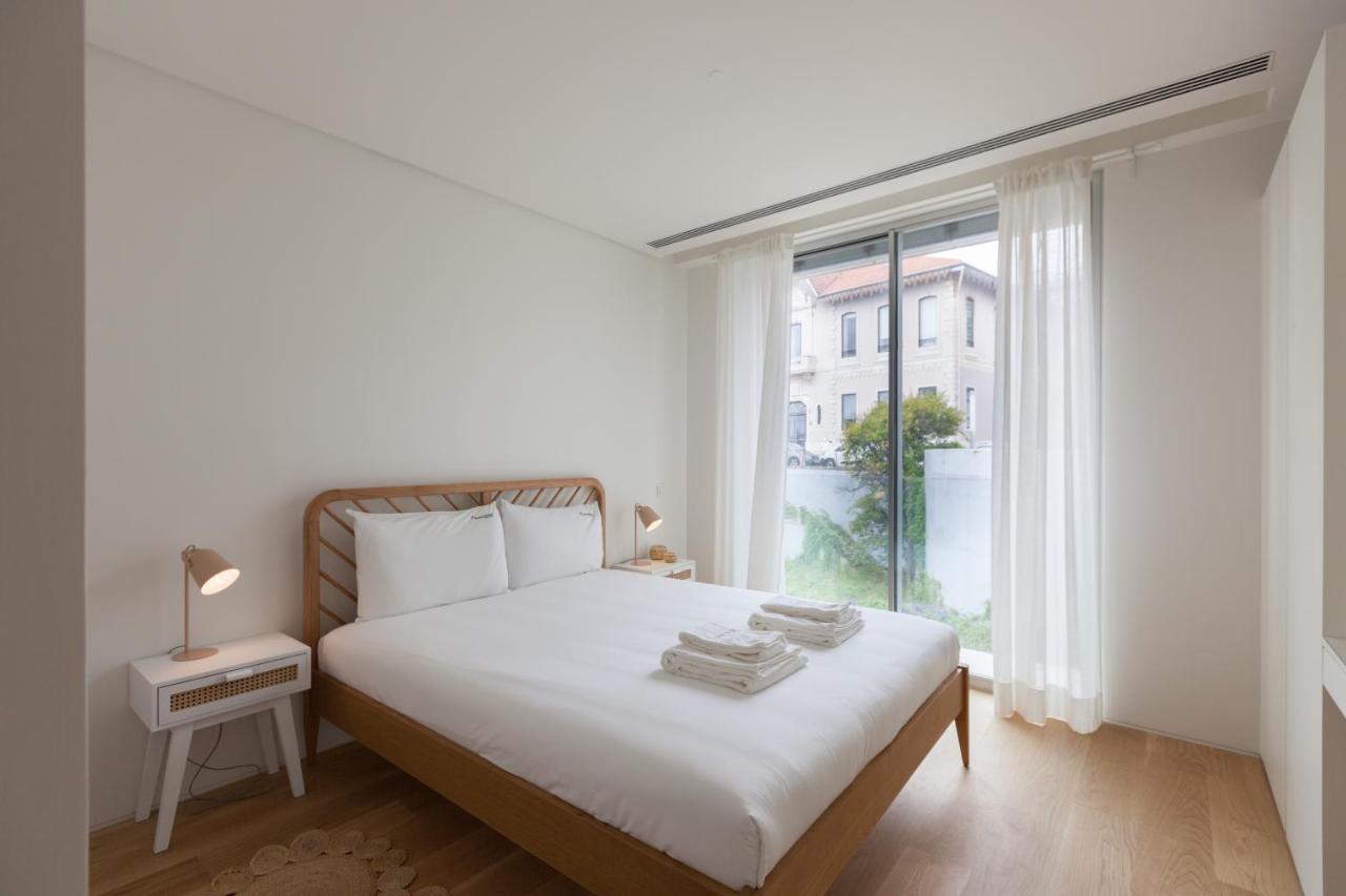 Flh Amoreiras Wood Design Flat * Lisbon