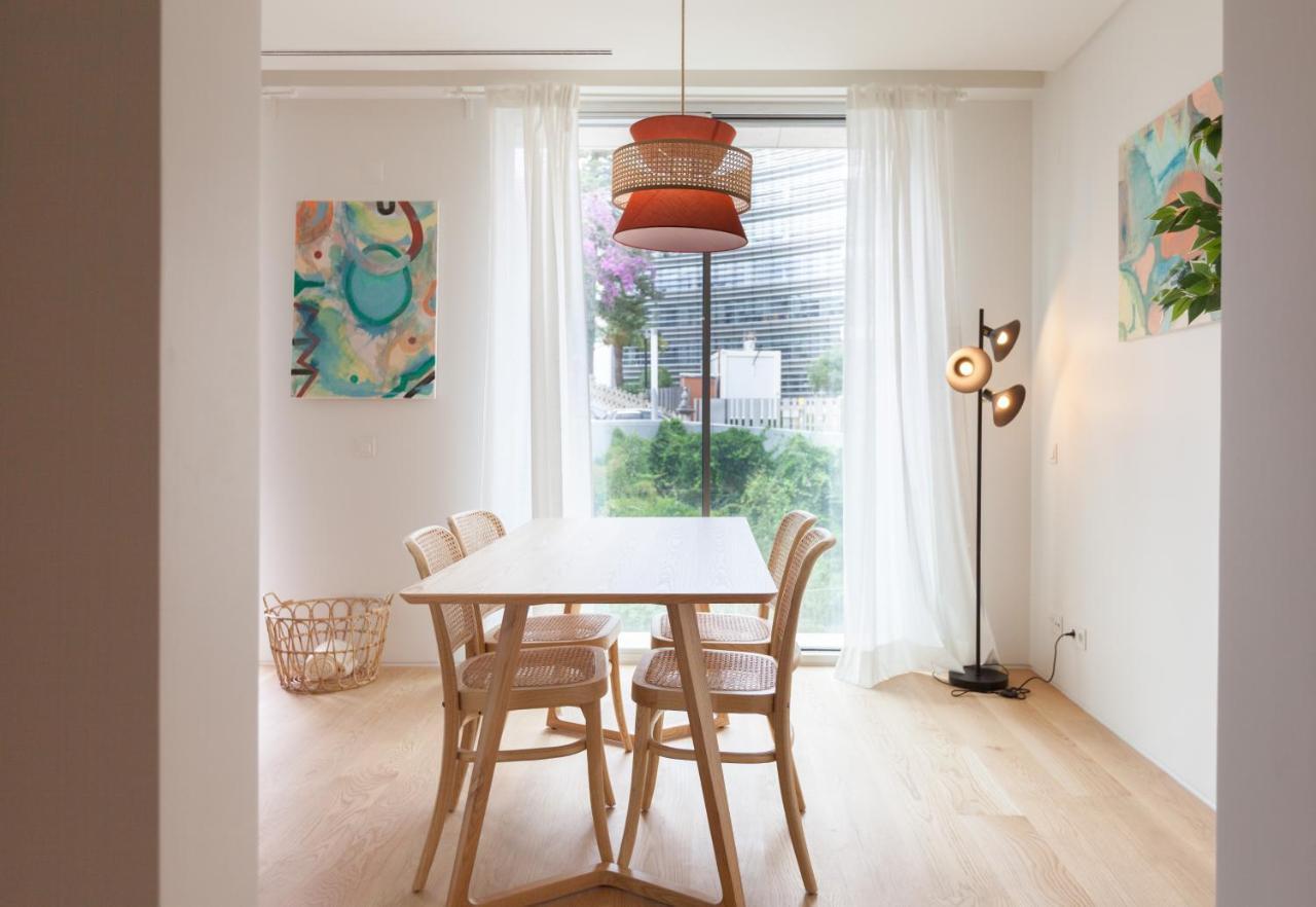 Flh Amoreiras Wood Design Flat Apartment *
