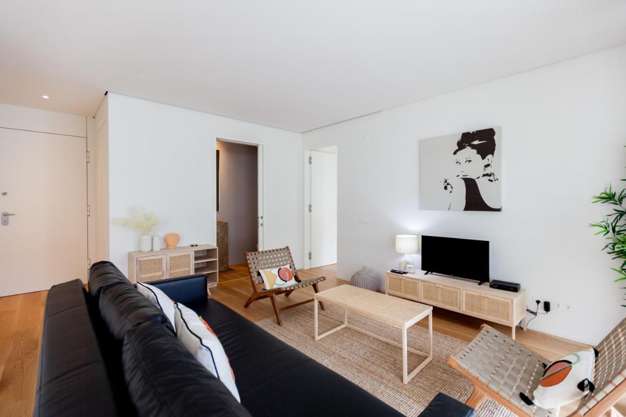 Flh Amoreiras Wood Design Flat Apartment